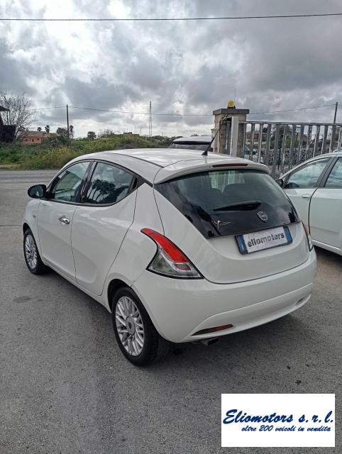 LANCIA - Ypsilon - 1.2 69 CV 5p. GPL Ecochic Silver