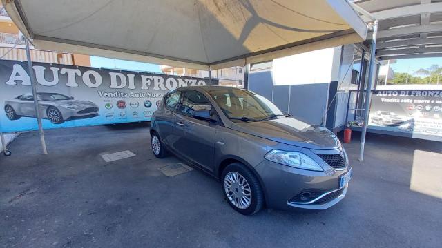 LANCIA - Ypsilon - 1.2 69 CV 5p. Silver