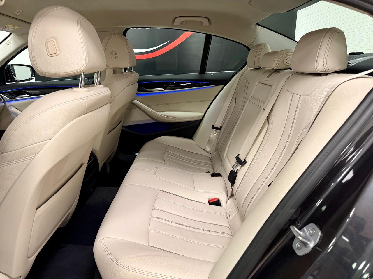 Bmw 520 520d xDrive Luxury