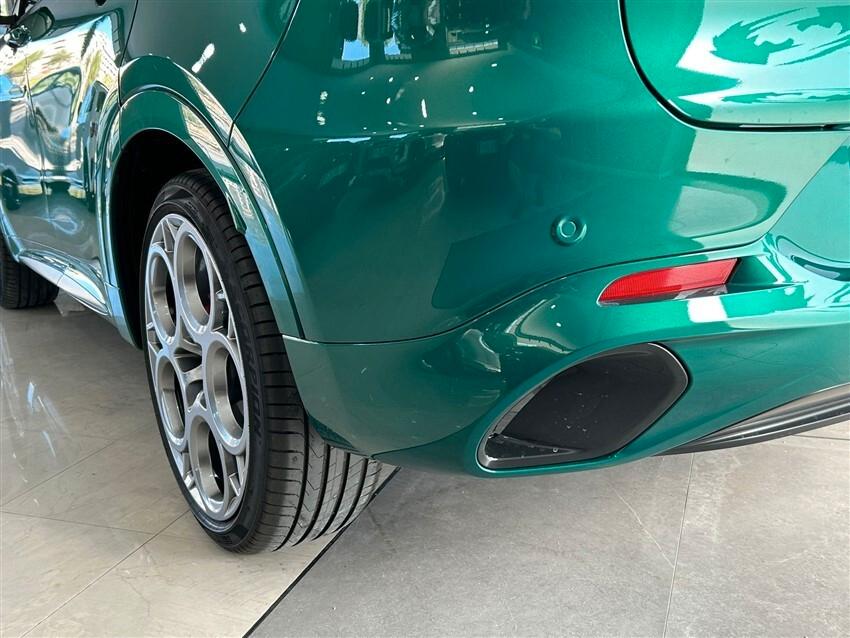 Alfa Romeo Tonale 1.6 diesel 130 CV TCT6 Tributo Italiano