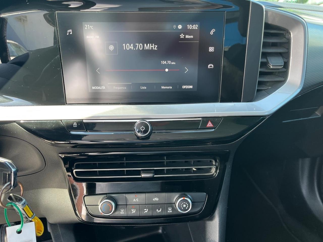 Opel mokka -1.2 turbo benz-101cv-2021