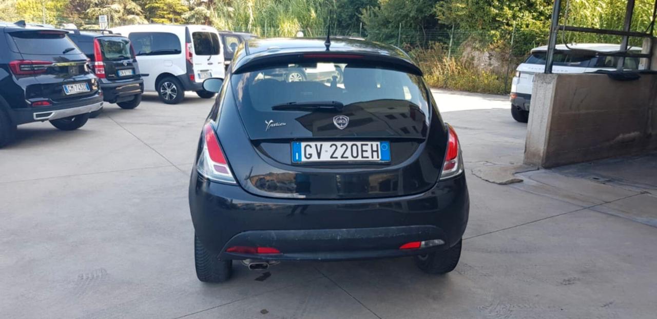 Lancia Ypsilon 1.2 69 CV 5 porte GPL