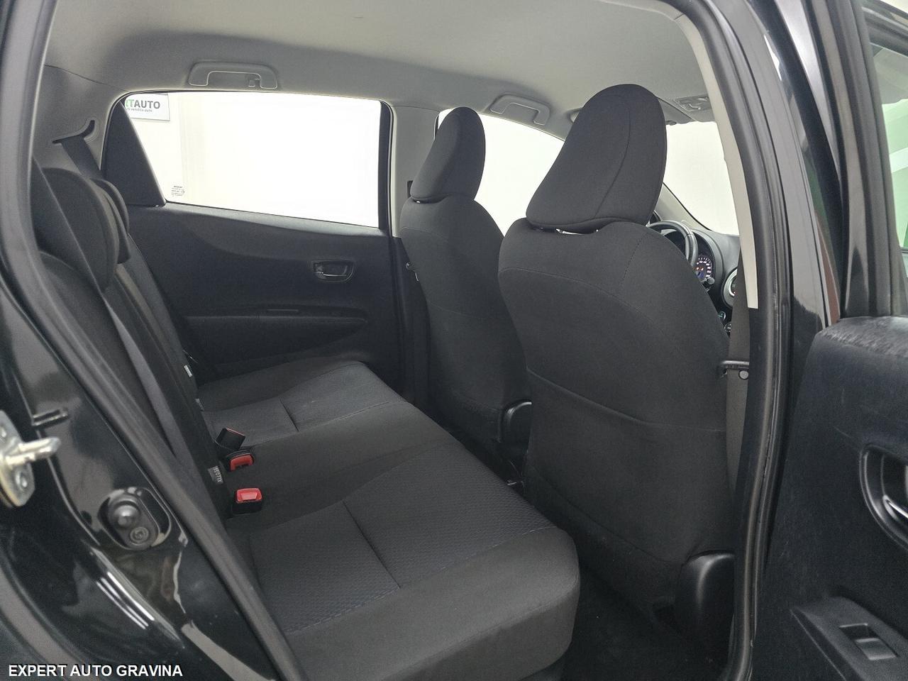 TOYOTA YARIS 1.5 HYBRID LOUNGE