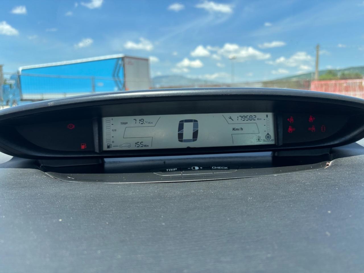 Citroen C4 1.6 HDi 90CV Classique