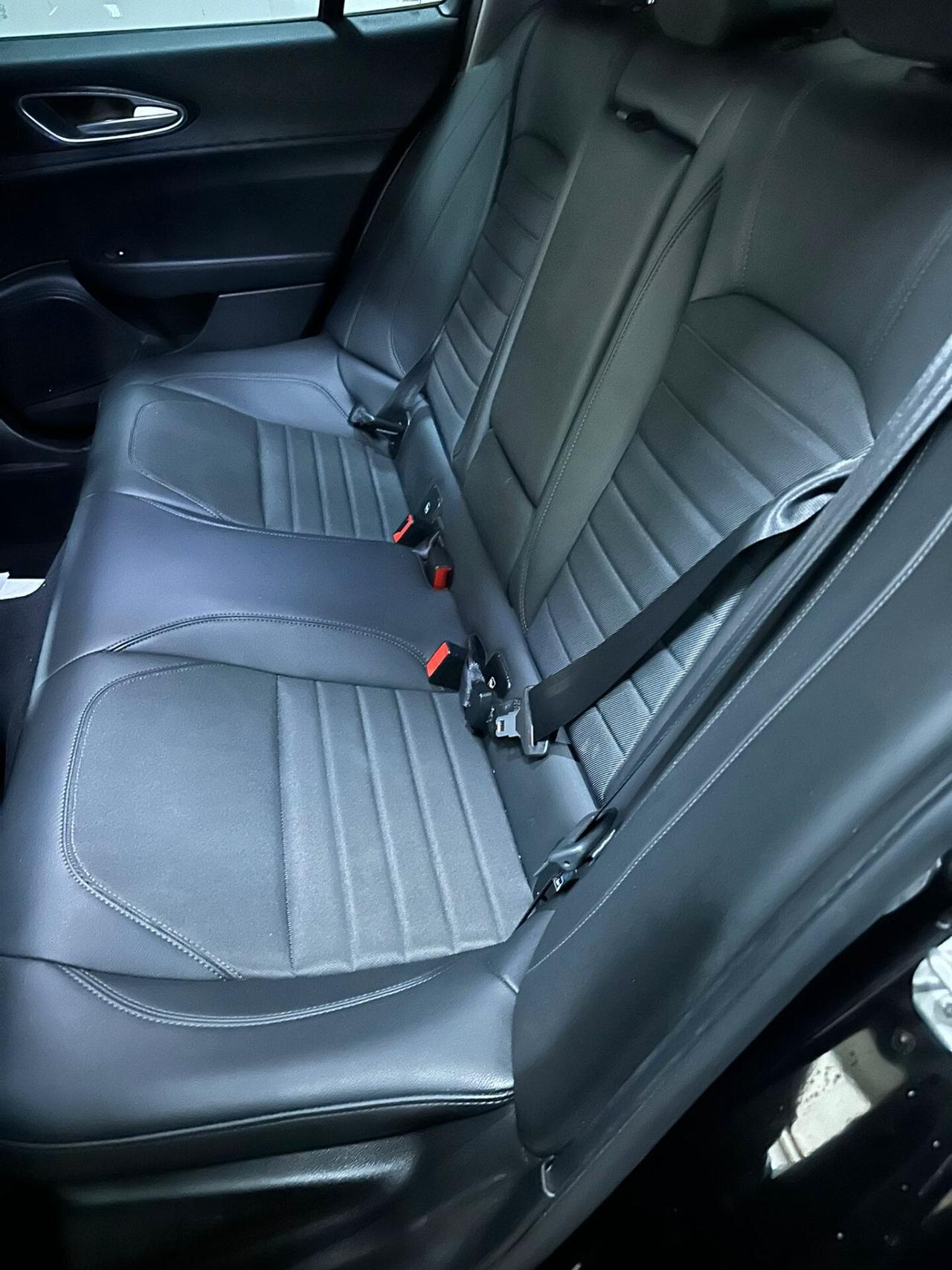 Alfa Romeo Giulia 2.2 Turbodiesel 190 CV AT8 AWD Q4 Executive