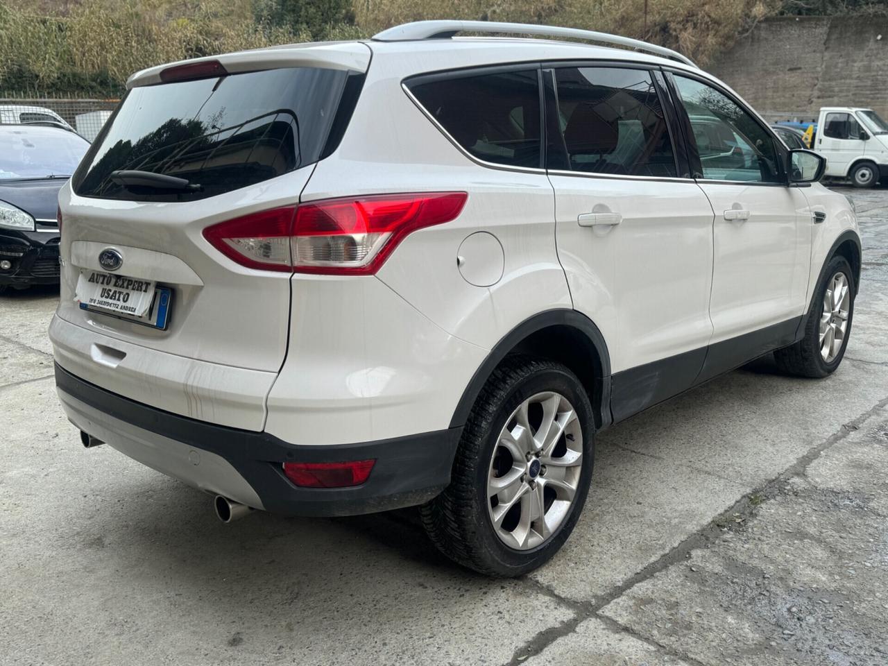 Ford Kuga 2.0 TDCI 150 CV S&S 4WD Titanium 2015
