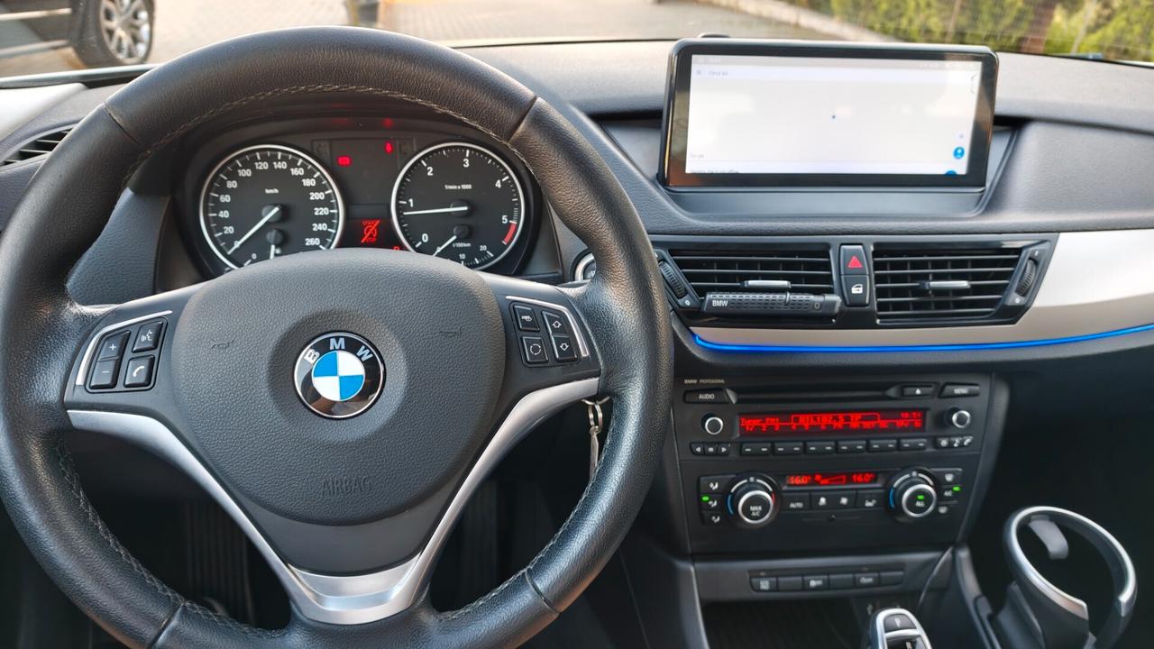 Bmw X1 sDrive18d X Line