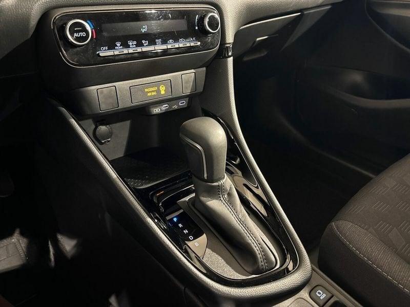 Toyota Yaris 1.5 Hybrid 5 porte Trend