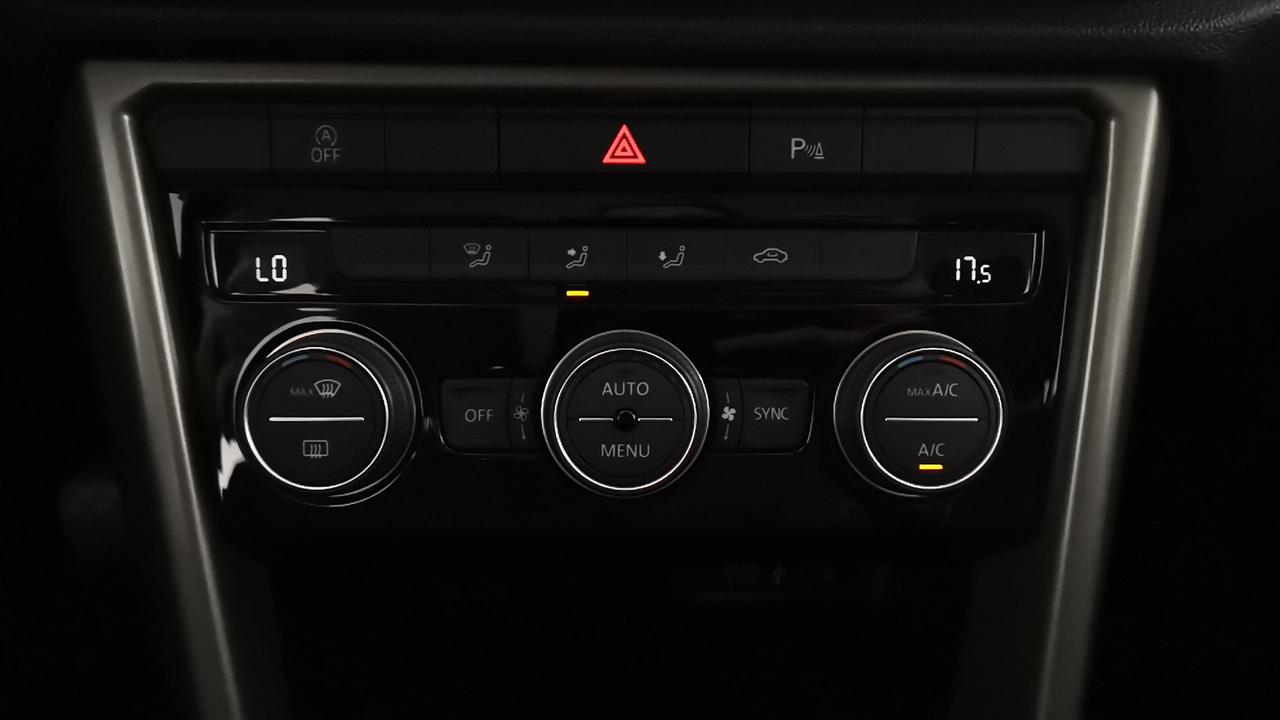 VOLKSWAGEN T-Roc 2017 - T-Roc 1.0 tsi Style 110cv