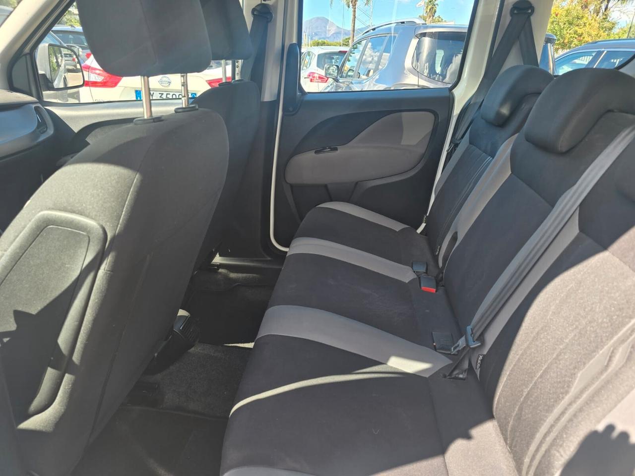 Fiat Doblo 1.6MJET COMI 5 POSTI GANCIO TRAINO