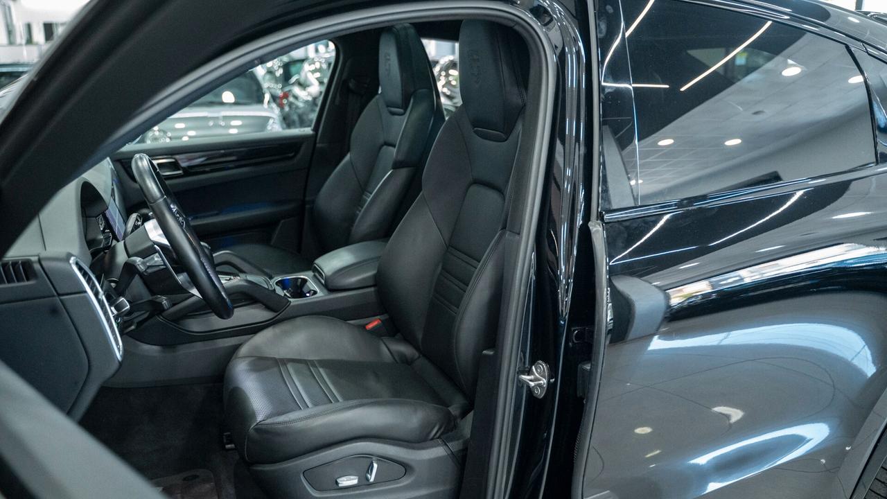 Porsche Cayenne COUPE 3.0 E-HYBRID TIPTRONIC 21" TETTO PANORAMICO PACK CHRONO BOSE SEDILI SCARICHI S