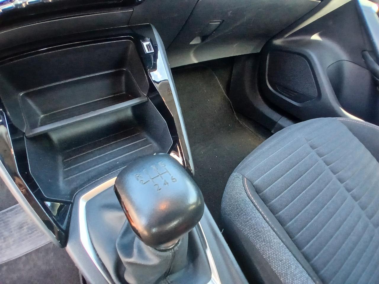 Peugeot 2008 PureTech 100 S&S Active