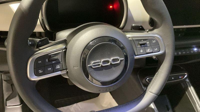 FIAT 600 600 Hybrid 136 CV DCT MHEV La Prima