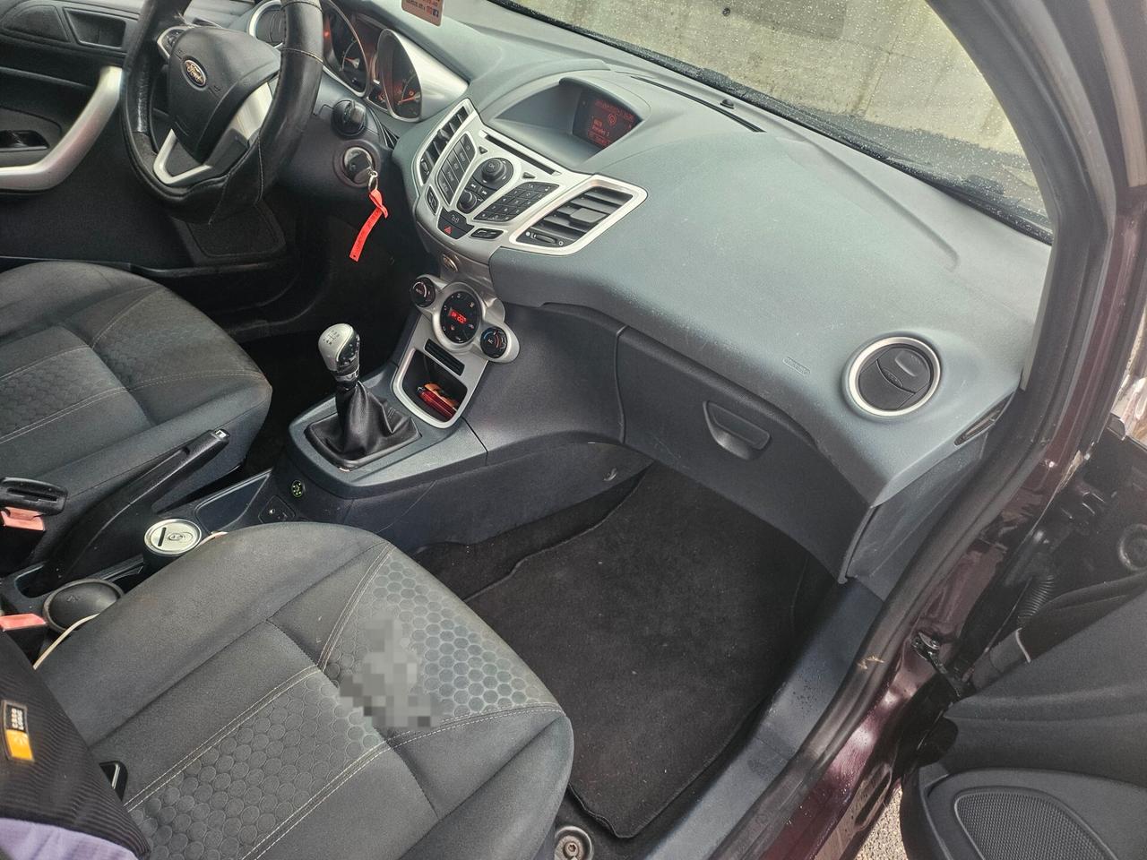 Ford Fiesta 1.4 Bz.- GPL Titanium NEOPATENTATI