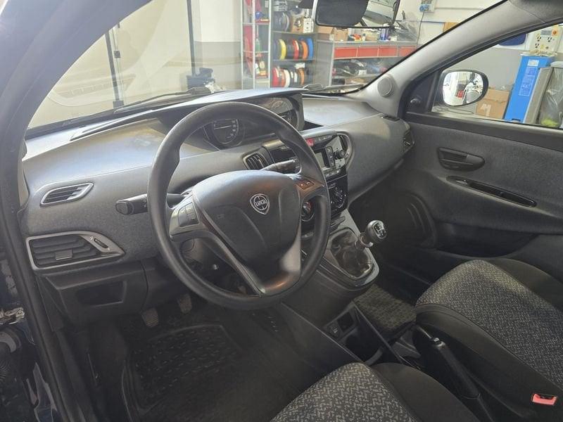 Lancia Ypsilon 1.2 69cv Platinum