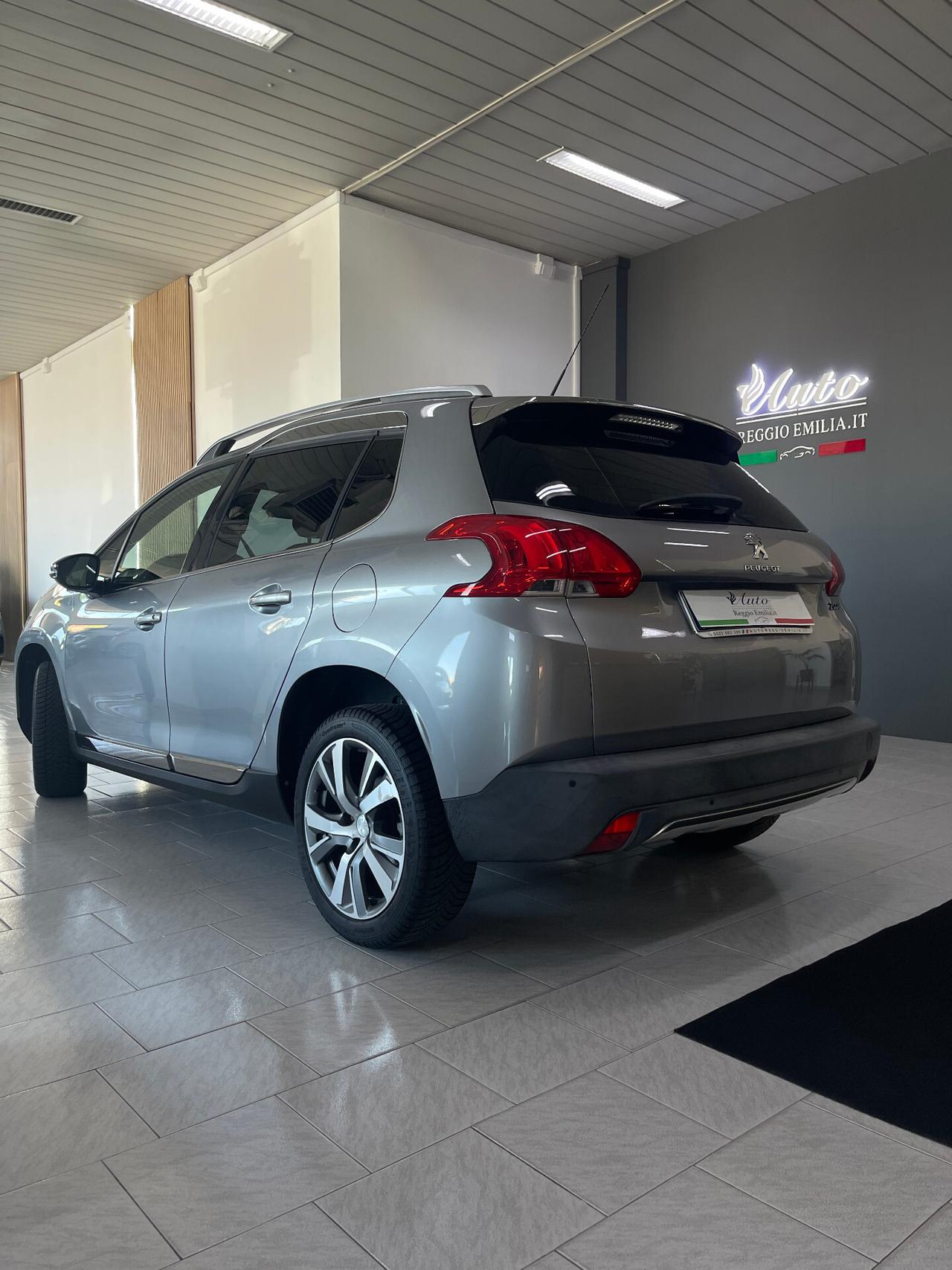 Peugeot 2008 1.6 VTi 120CV Allure