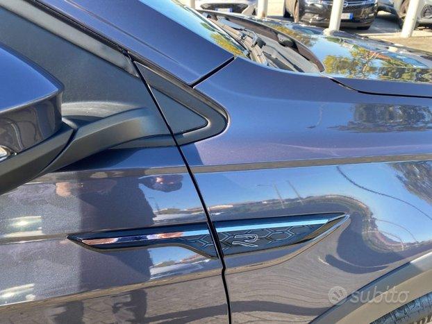 VOLKSWAGEN Taigo 1.0 TSI 110 CV R-Line