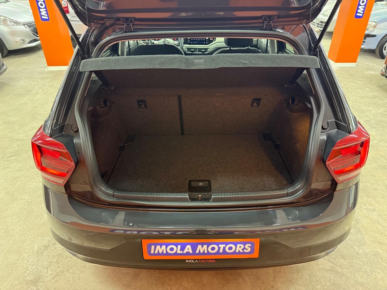 Volkswagen Polo 1.0 TSI DSG 5p. R-Line Cambio Automatico