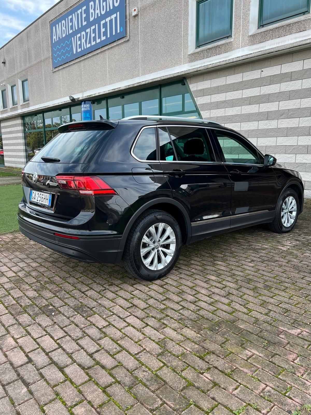 Volkswagen Tiguan 2.0 TDI SCR DSG Sport BlueMotion Technology