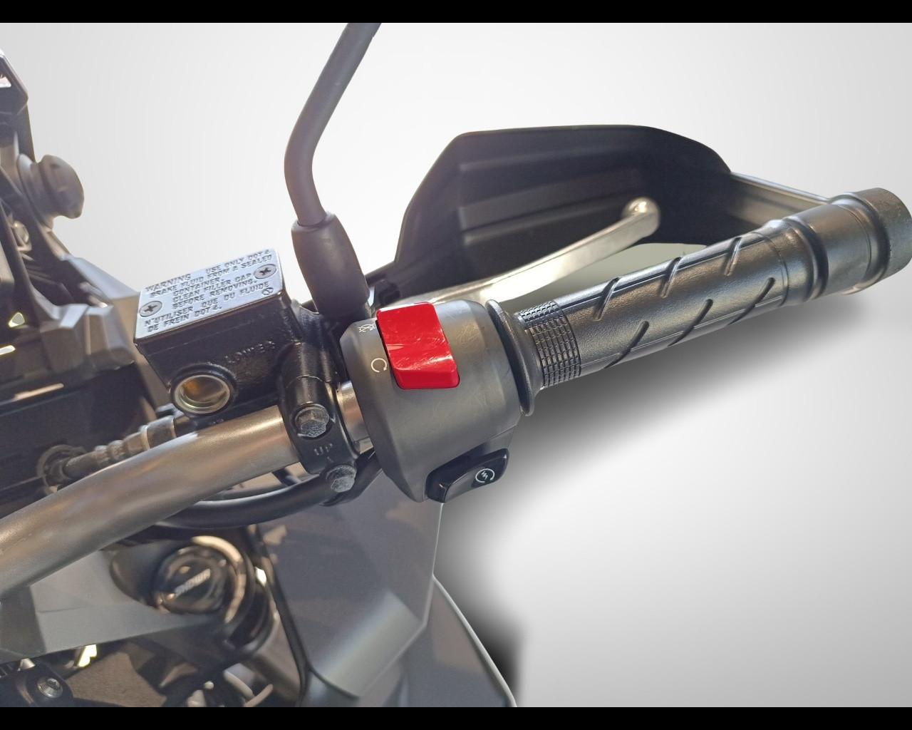 Honda ADV 350 - Honda ADV 350 (2022 —> 2023)