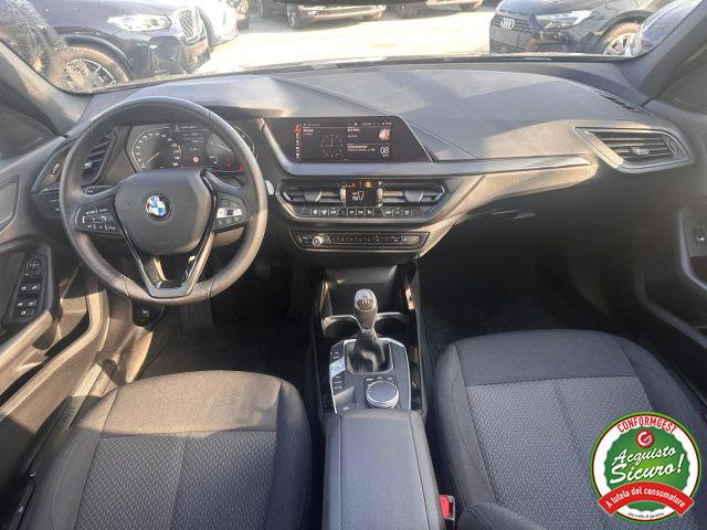 BMW 116 d 5p. Business Advantage Navi Led