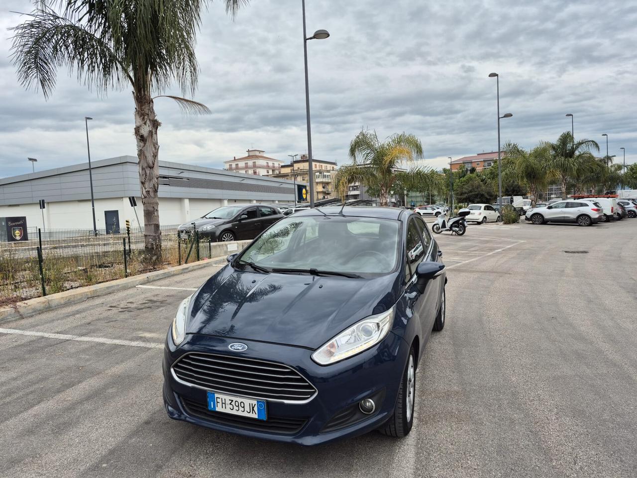 Ford Fiesta 1.5 TDCi 75CV 5 porte Titanium