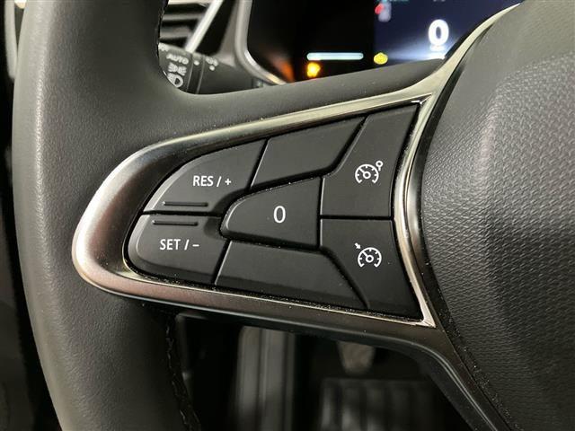 RENAULT Clio 1.0 TCe Techno