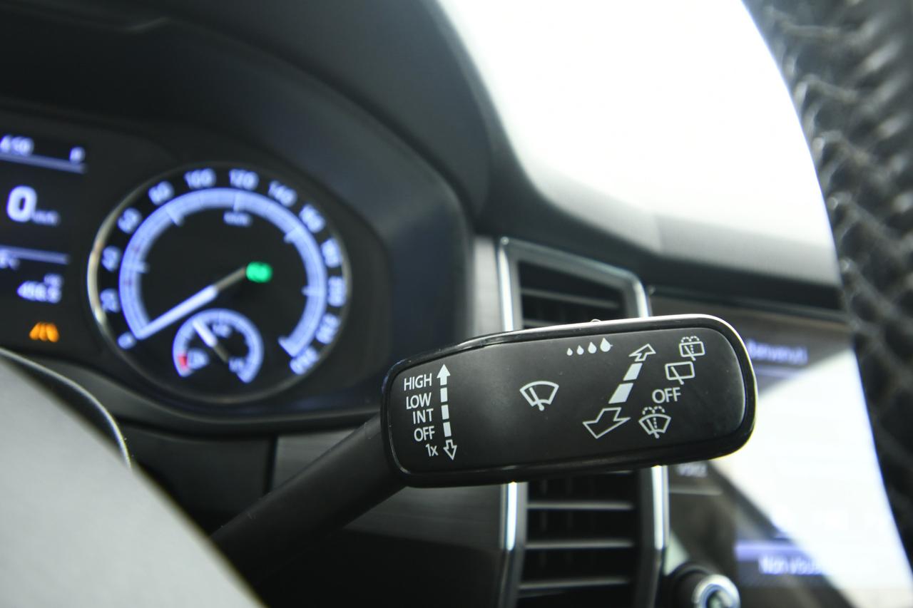 SKODA Kodiaq 2.0 tdi Ambition 4x4 dsg 7p.ti X COMMERCIANTI+TETTO PANO APR+ACC