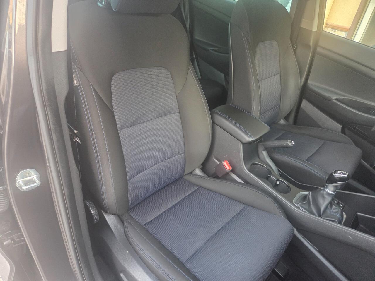 HYUNDAI TUCSON 1.7 CRDI 115 CV ANNO 2015 KMCERTIF