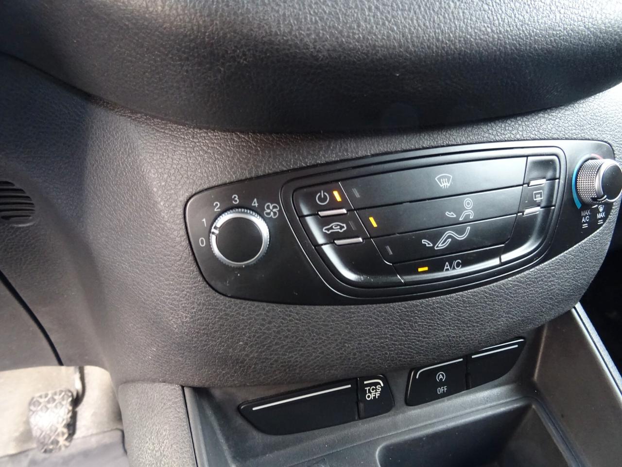 Ford Transit Courier 1.5 TDCi 75CV Van Trend
