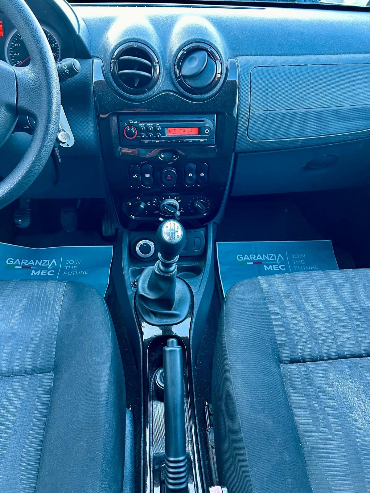 Dacia Duster 1.6 110CV 4x2 GPL Lauréate - ok neopatentato