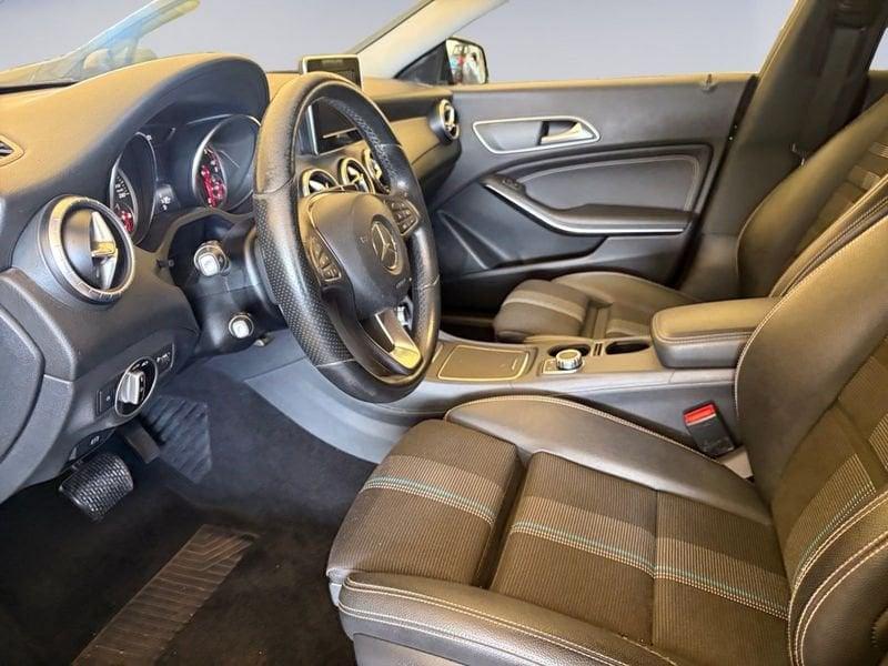 Mercedes-Benz CLA CLA 200 d Automatic Sport