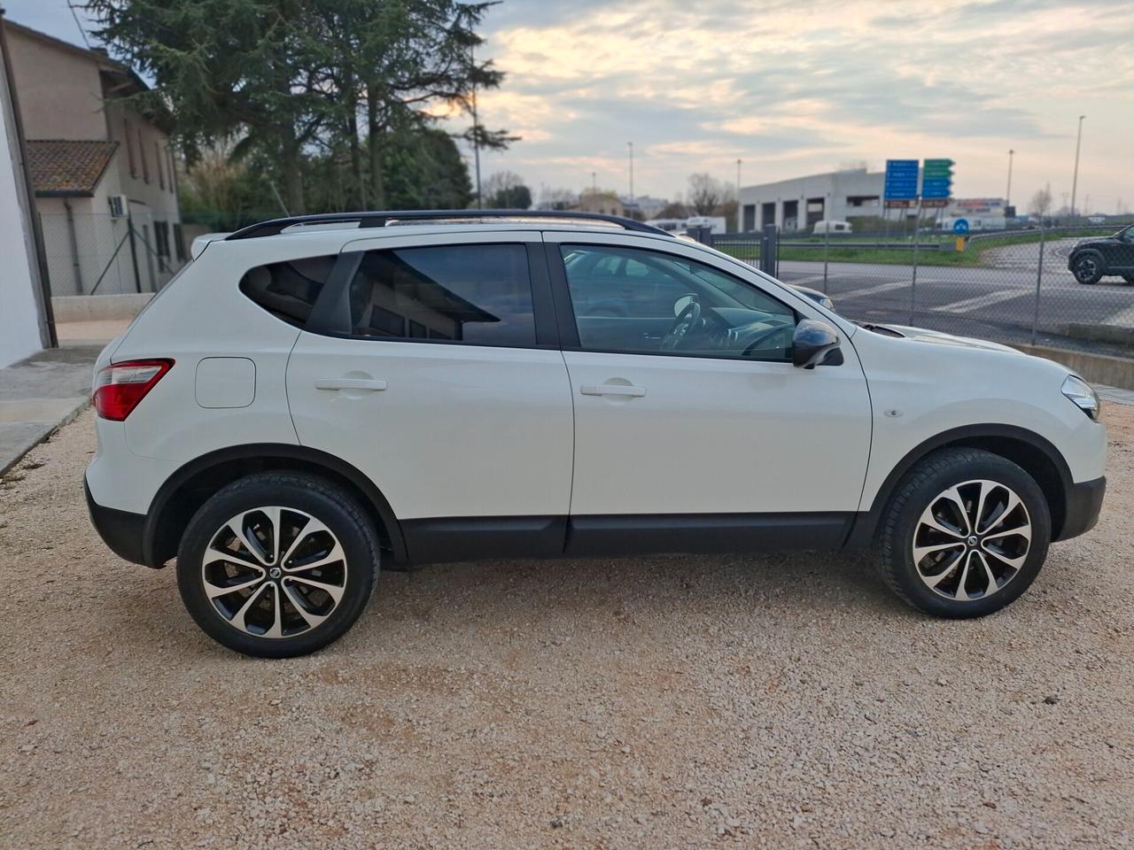 Nissan Qashqai 1.5 dCi DPF Visia