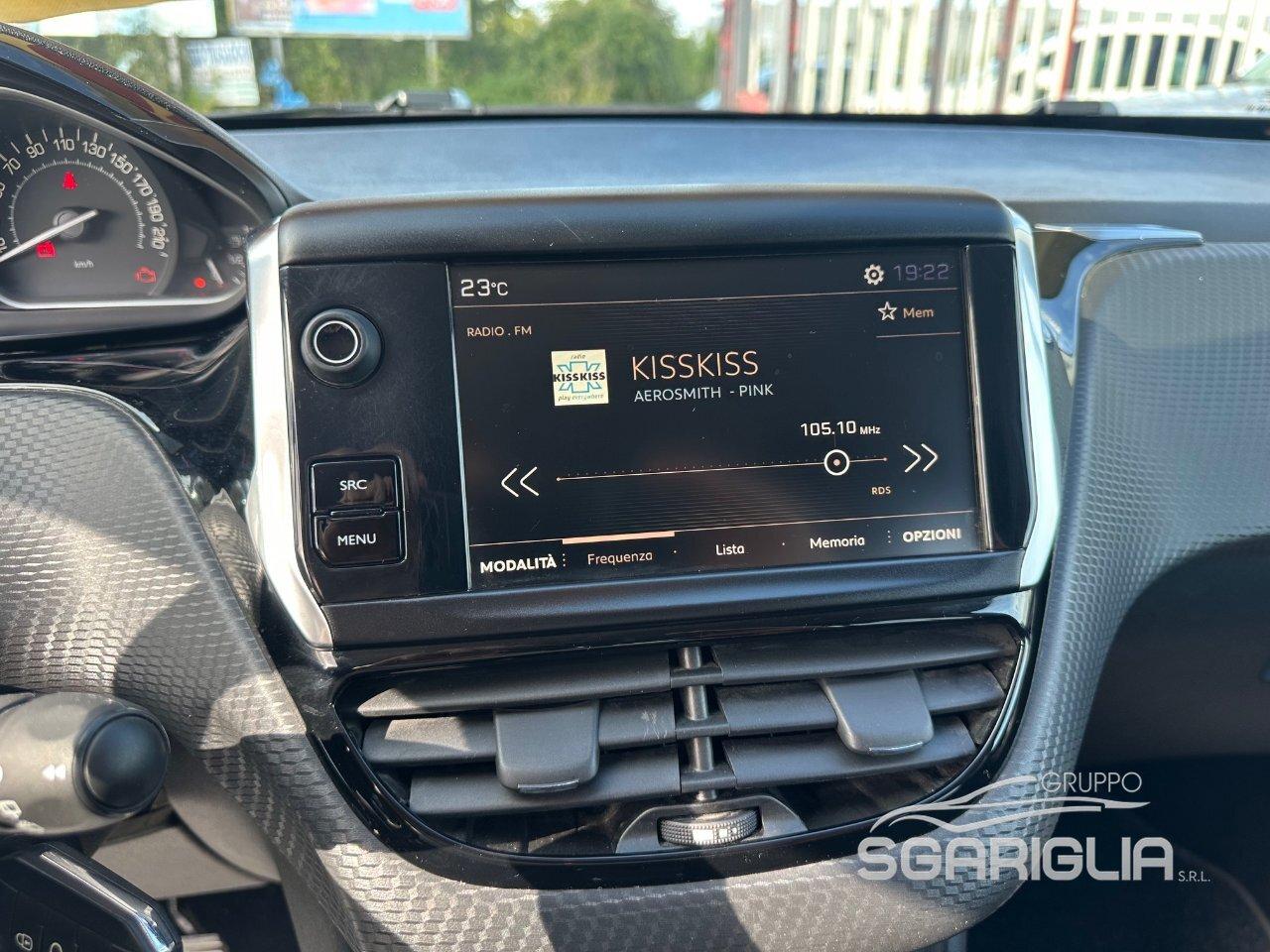 PEUGEOT 2008 1.6 HDI ALLURE