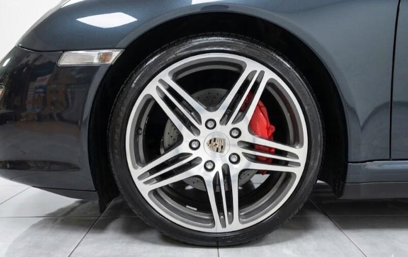 Porsche 911 Carrera 4S Cabriolet
