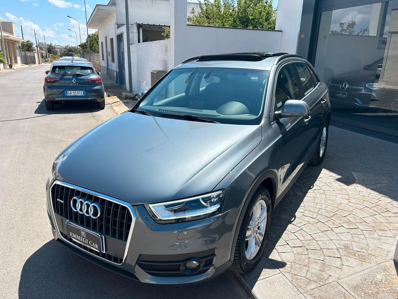 Audi Q3 2.0 TDI 140Cv STRONIC/TETTO Km101.000-2014