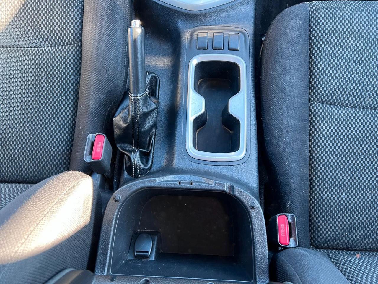 Nissan Navara 2.3 dCi 4WD King Cab Visia