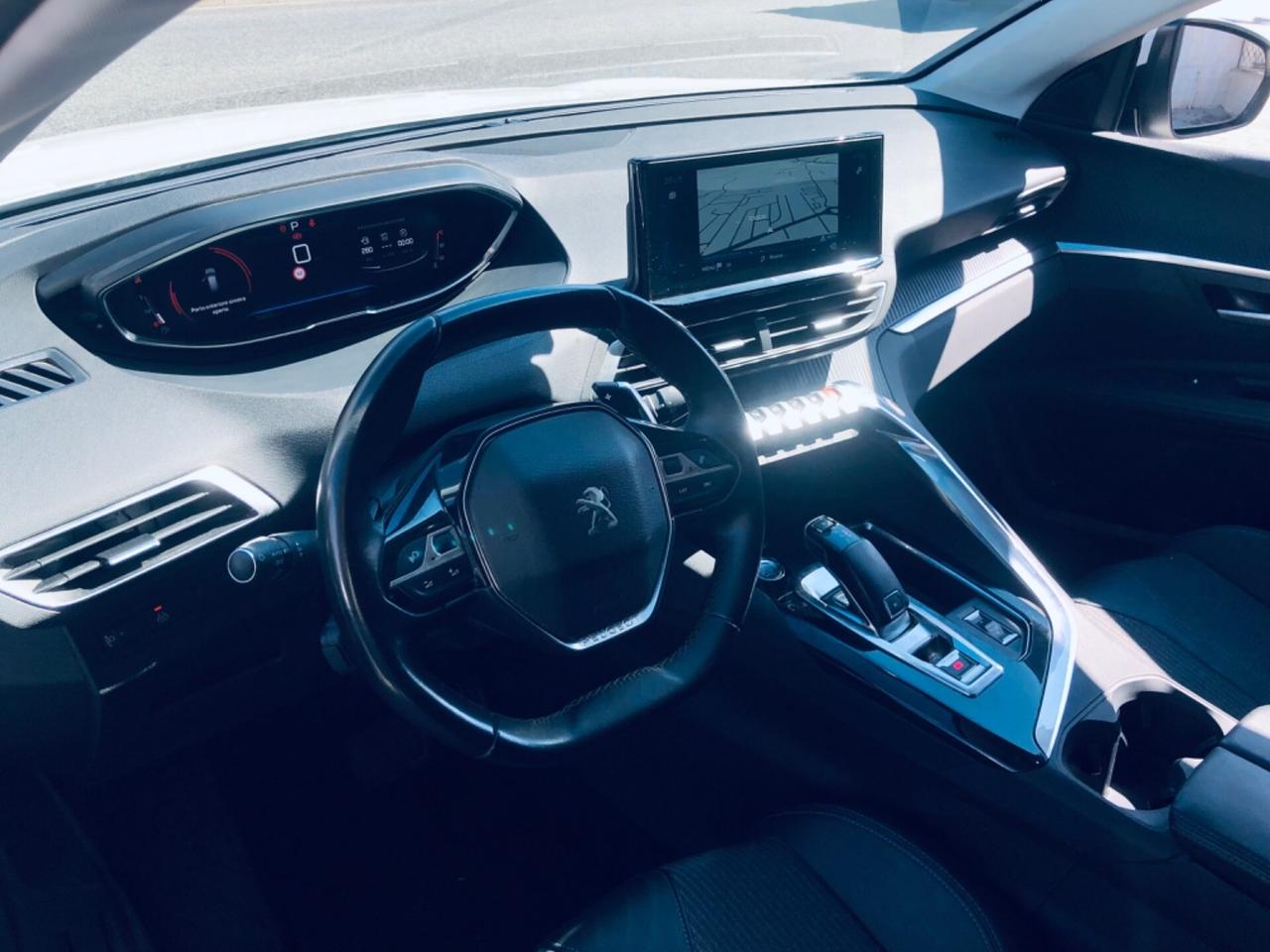 Peugeot 3008 1.5 HDI ALLURE PELLE-TELECAMERA