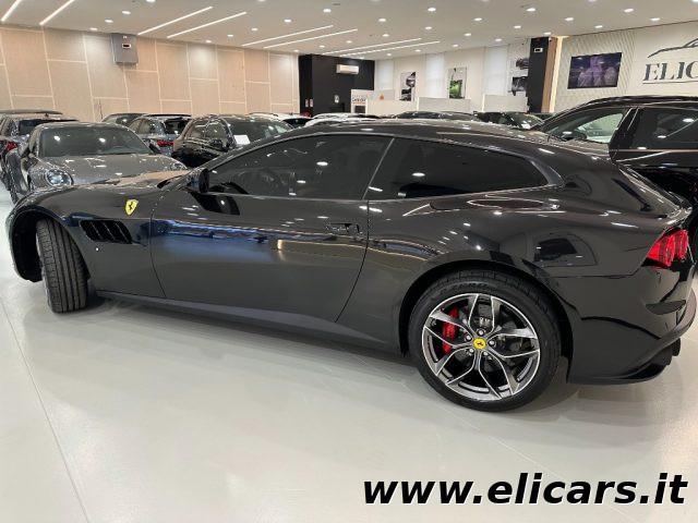 FERRARI GTC4 Lusso GTC4Lusso T