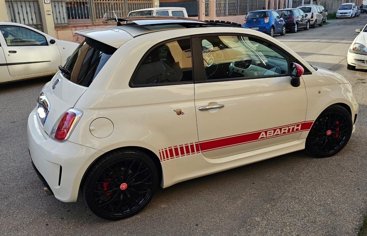 Abarth 500 1.4 Turbo T-Jet Custom