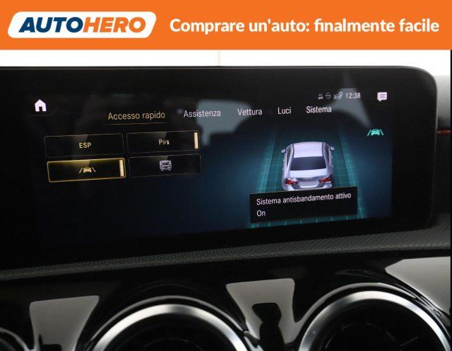 MERCEDES-BENZ A 180 Automatic Premium