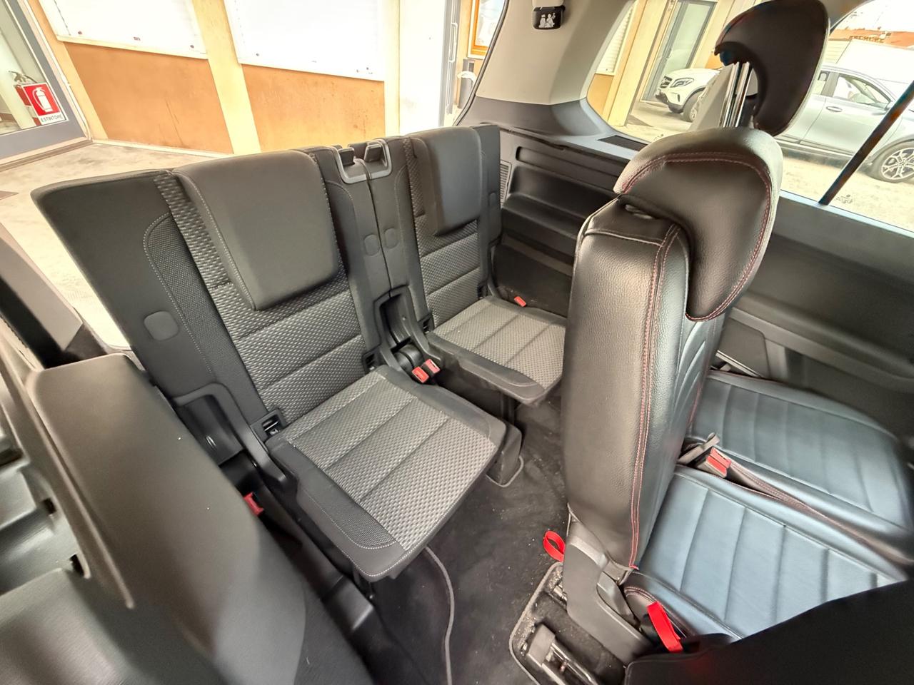 Volkswagen Touran 2.0 TDI 150 CV - 7 POSTI