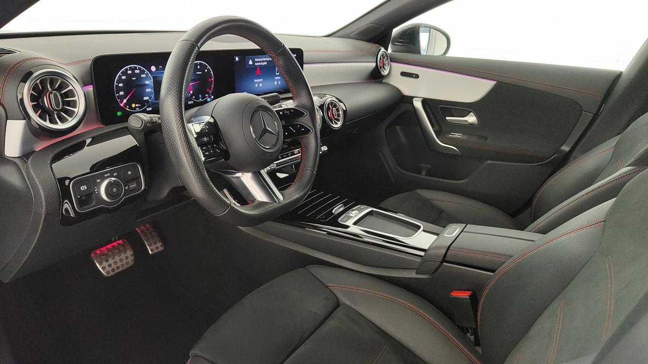 Mercedes-Benz CLA Shooting Brake 180 d AMG Line Advanced Plus auto