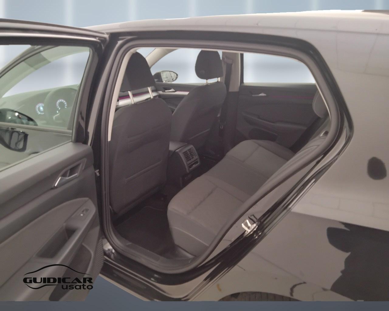 VOLKSWAGEN Golf VIII 2024 - Golf 2.0 tdi Life 115cv