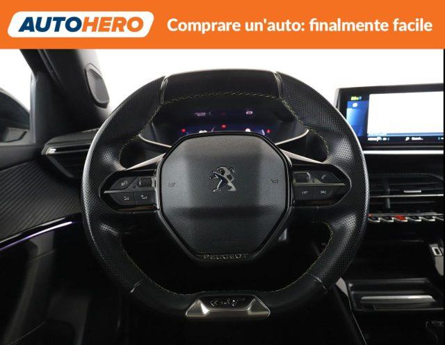 PEUGEOT 2008 motore elettrico 136 CV GT