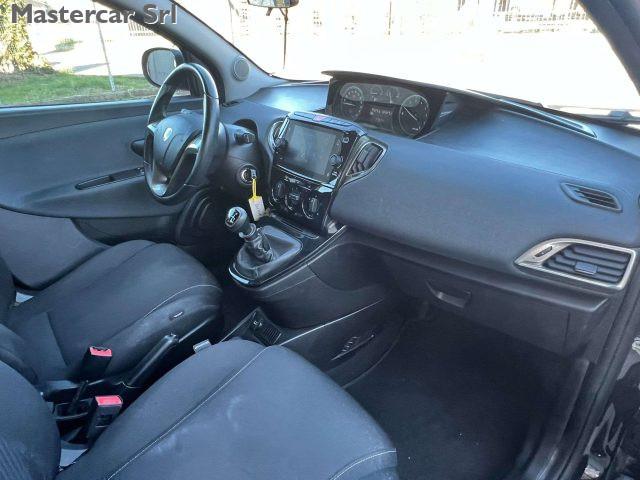 LANCIA Ypsilon 5p. Neopatentati 1.0 hybrid Gold tg: GK578ZB