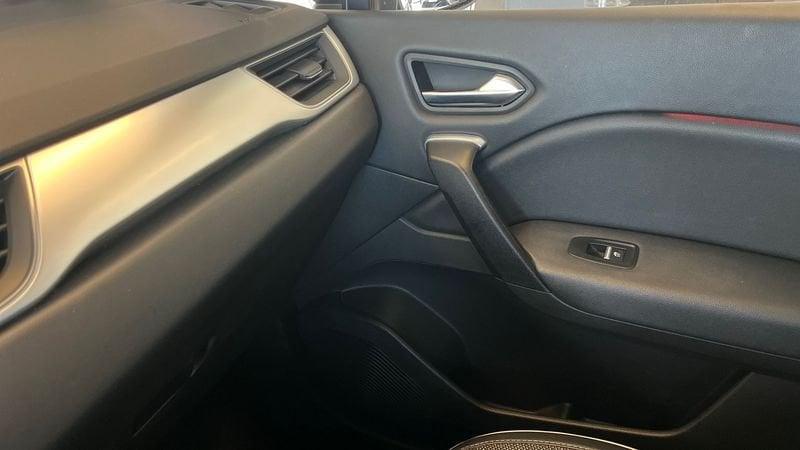 Renault Captur 1.6 E-Tech hybrid Intens 145cv auto
