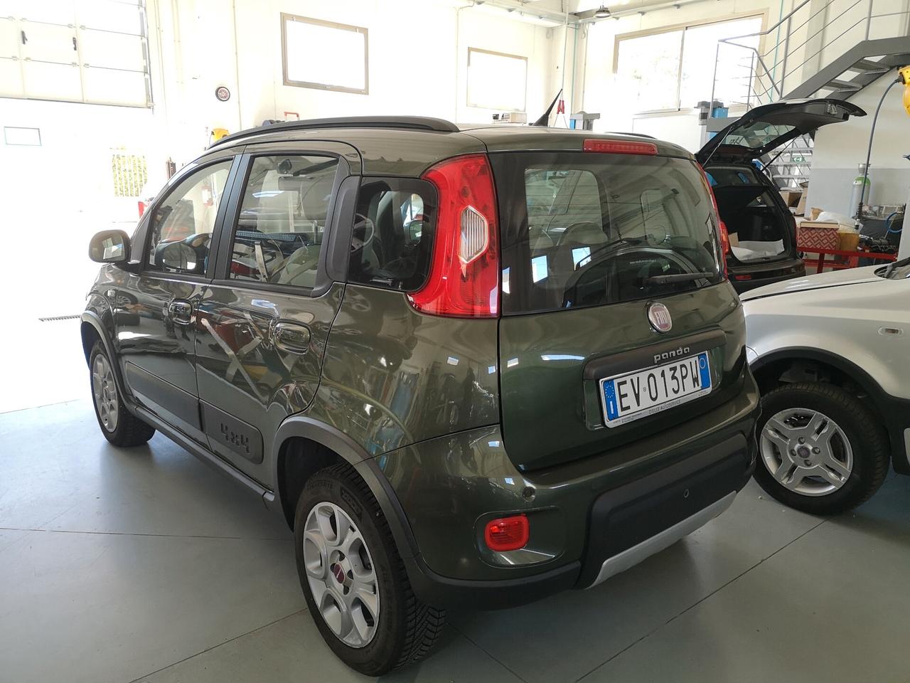 Fiat Panda 1.3 MJT 16V DPF 4x4 Climbing