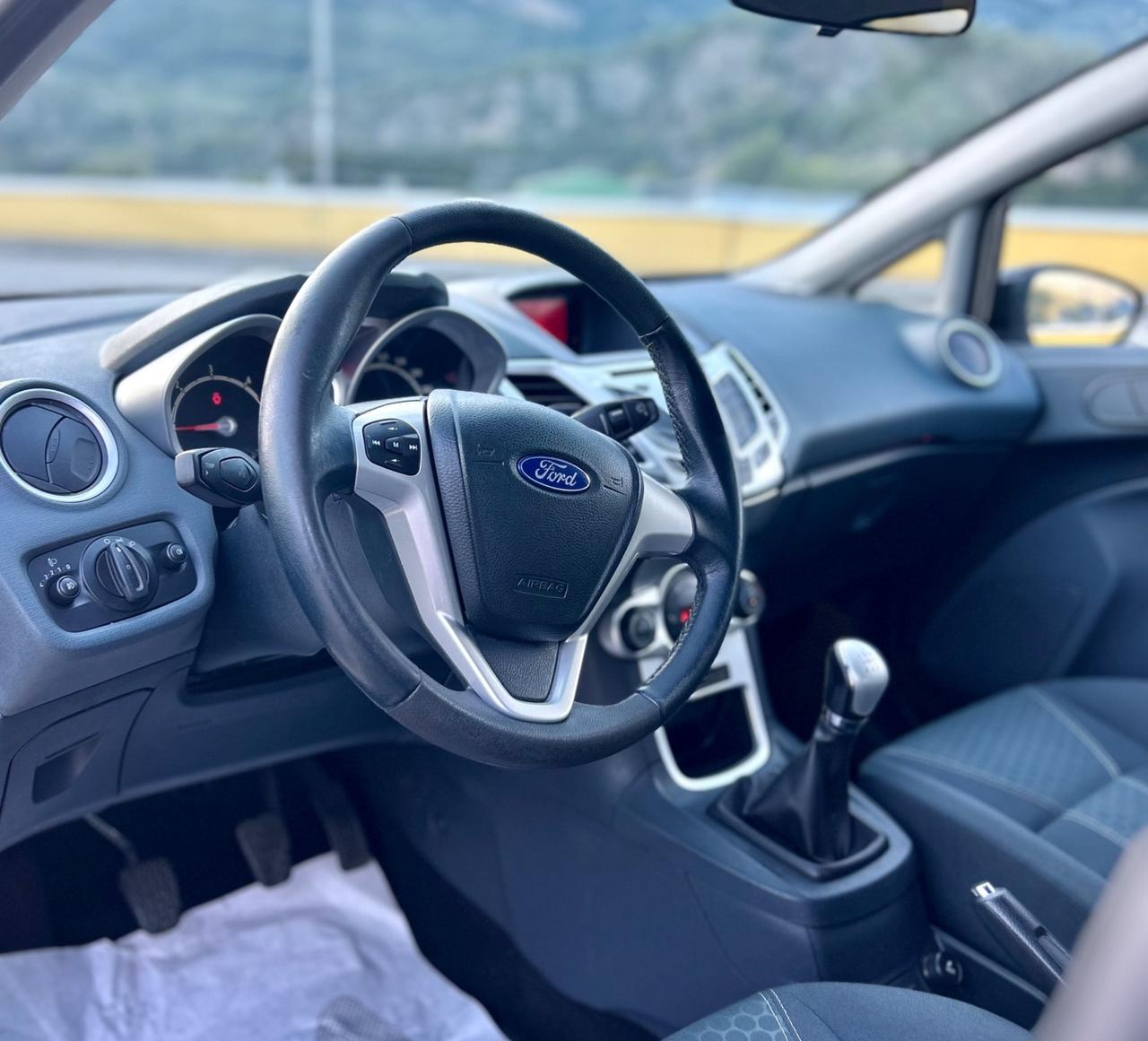 Ford Fiesta TDCi Titanium Neopatentati 115.000km