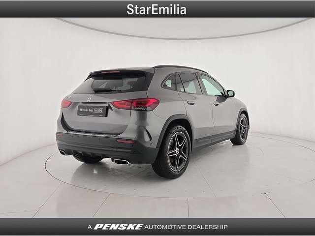 Mercedes-Benz GLA 180 GLA 180 d Automatic Premium